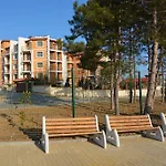 Vemara Club And - Free Parking And Free Access Hotel Obzor