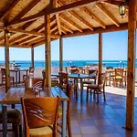 Vemara Club And - Free Parking And Free Access 3*