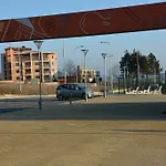 Hotel Vemara Club And - Free Parking And Free Access 3*