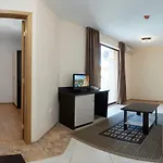 Hotel Vemara Club And - Free Parking And Free Access Obsor