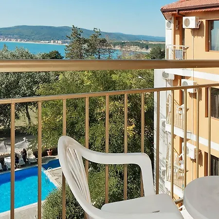 Vemara Club And - Free Parking And Free Access 3* Obzor