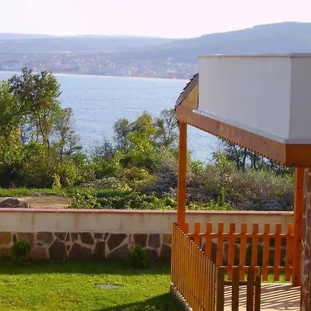 Vemara Club And - Free Parking And Free Access Hotel Obzor