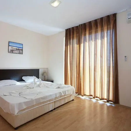 Vemara Club And - Free Parking And Free Access 3* Obsor