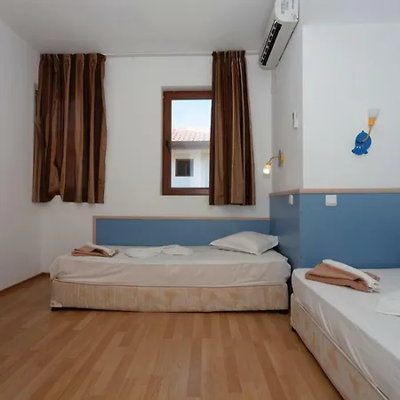 Vemara Club And - Free Parking And Free Access 3* Obzor