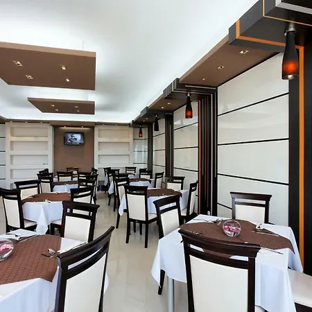 Vemara Club And - Free Parking And Free Access 3* Obsor