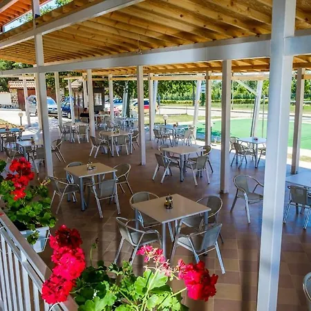 Vemara Club And - Free Parking And Free Access 3* Obzor